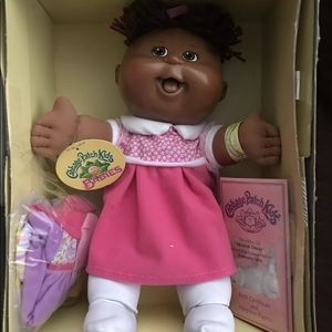 Cabbage patch 25th anniversary doll new in box
